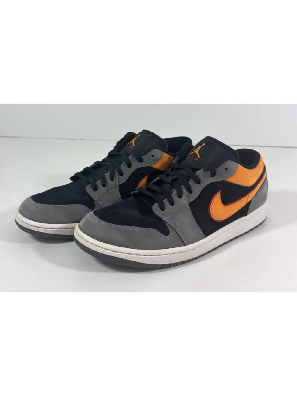 Nike Air Jordan 1 Low SE Size 10 Light Graphite Vivid Orange Shoes FN7308-008
